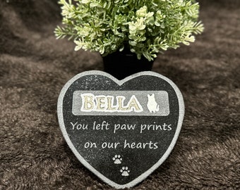 Engraved Granite Pet Memorial Stone: Heart-Shaped Grave Marker