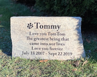 Pet Memorial Stone: Jumbo Garden Grave Marker