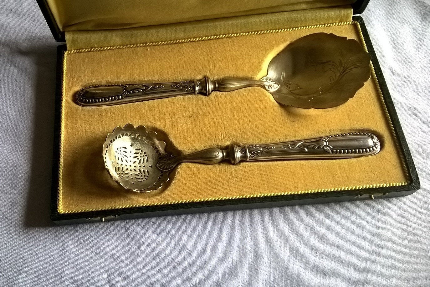 Service à Fraise Argent Fourré Métal Doré Dans Son Écrin