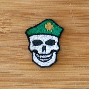Tropic Thunder Soldier Embroidered iron on patch - Deathskull Military Patch - four-leaf clovers Patch - Skull Embroidery Patch
