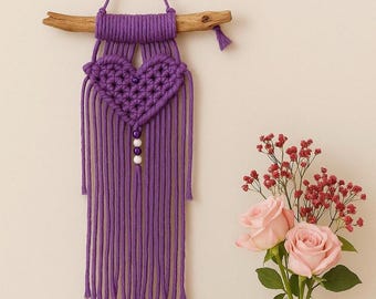 Corazón de macramé para colgar en la pared / Regalo de San Valentín / Decoración para habitación de bebé