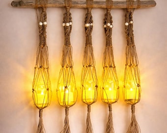 Lámpara de pared LED de macramé con velas, decoración bohemia de madera flotante, iluminación ambiental acogedora.