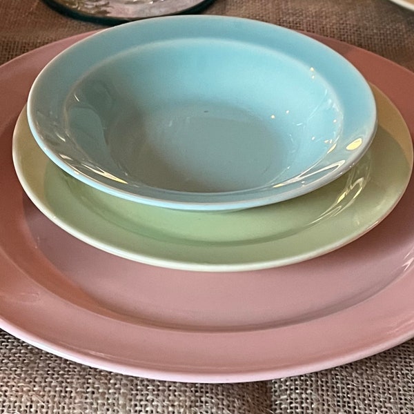 Lu-Ray Pastels TS & T Surf Green Berry/Dessert Bowl Retro Kitchen Dinnerware Vintage Tableware Christmas Decor Replacement