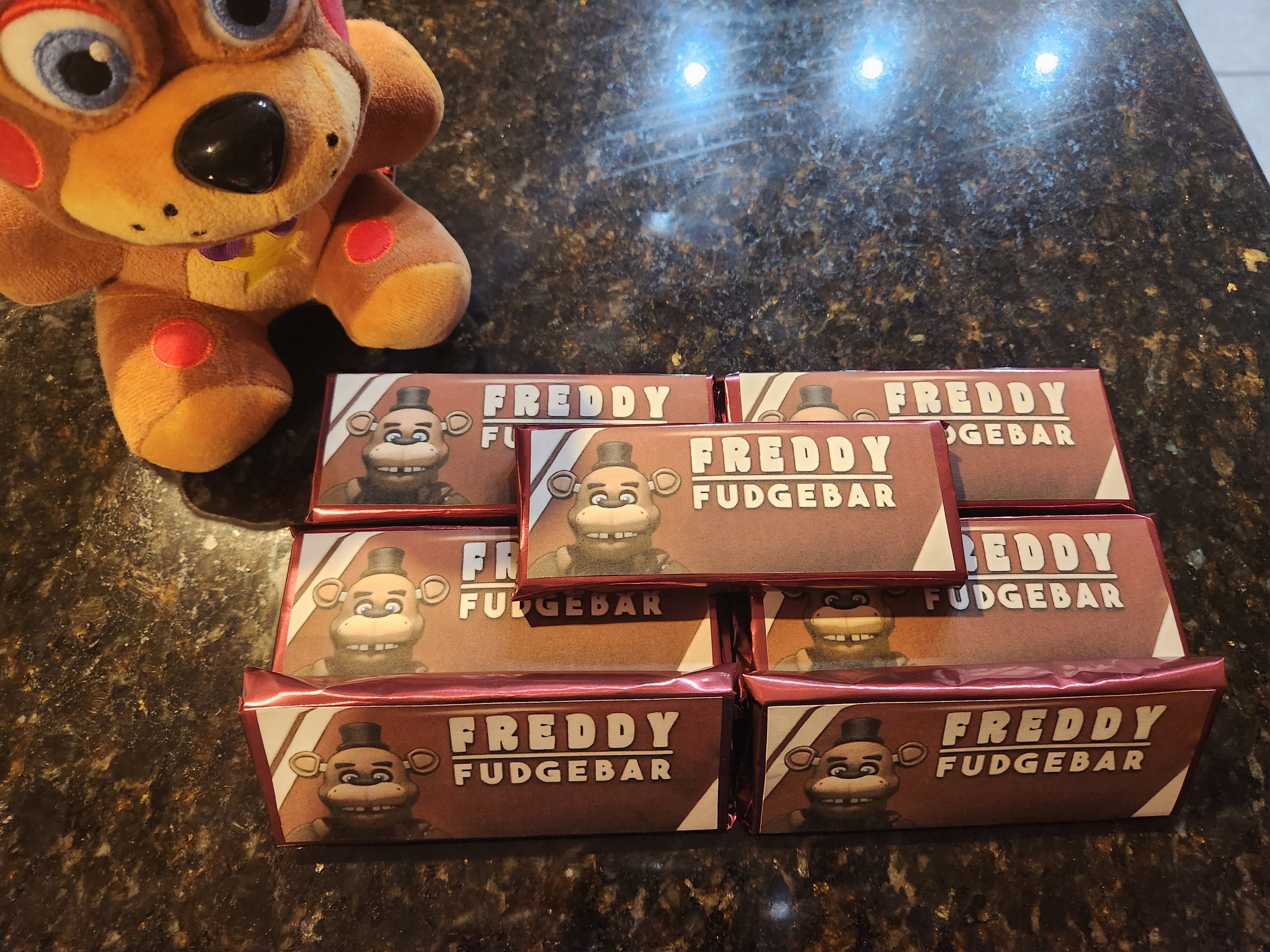 STL file FNAF / Five Nights at Freddy's Freddy Mask 🎃・3D