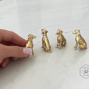Figurki Weimaranera: Zestaw 4 sztuk, ręcznie malowane psy myśliwskie, dekoracja tortu weselnego/urodzinowego, dekoracja stołu, ozdoby na tort