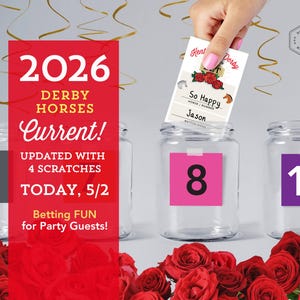 Pode incluir: Uma configuração de jogo de festa com tema Derby com potes de vidro, cada um com um número em um quadrado colorido. Uma mão coloca um cartão em um pote. Rosas vermelhas e serpentinas douradas decoram a cena.