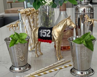152. Kentucky Derby Horse Centerpiece 2026 - Rosen, Strasssteine & schwarzer Satin | Derby Party Dekor