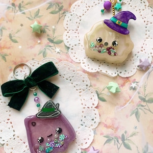 Ghost and Kitty Ghost with Witch Hat Shaker Keychains - Handmade Spooky Resin Accessories