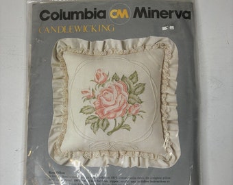 NIP Columbia-Minerva Candlewicking Rose Pillow 14x14 1983 KIT #7534 Flower New