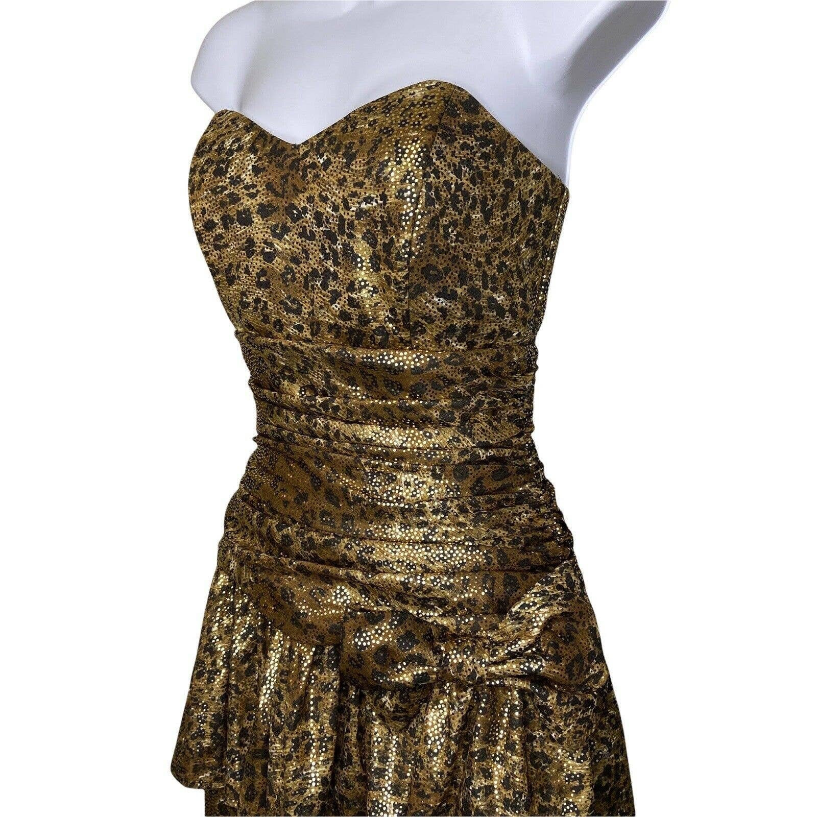 cheetah peplum dress VTG Patra Size 6 Cheetah Print Strapless peplum Dress Shimmer Ruched Barbiecore Bow Party Flounce