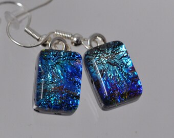 Solid 925 Sterling Silver Blue Dichroic Glass Threaded Earrings 45mm x 10mm Solid 925 Sterling Silver Blue Dichroic Glass Threaded Earrings 45mm x 10mm