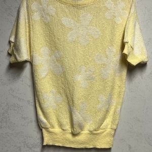 Vintage Yellow Floral Sweater Blouse