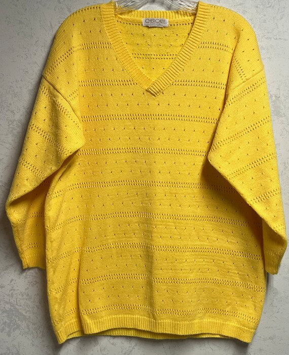 Lightweight Oversized Sweater - image 1