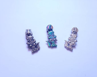 New Pink Eeyore Enamel Charm Zipper Pull Backpack Clip Cartoon TV Characters New Pink Eeyore Enamel Charm Zipper Pull Backpack Clip Cartoon TV Characters