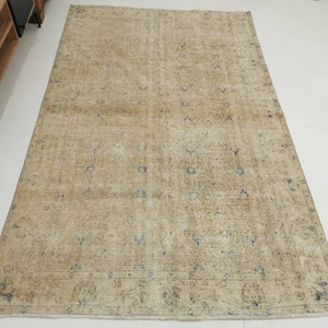 Antique Distressed Turkish Area Rug 5x8, Hand-Knotted Wool Carpet image 4
