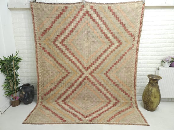 6x8 Vintage Geometric Kilim Rug: Beige Red Hand-Woven Wool Area Carpet (6 x 7.5 ft)