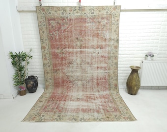 Vintage Floral Oushak Rug: Hand-Knotted Oriental Wool (5.4 x 8.9 Ft)