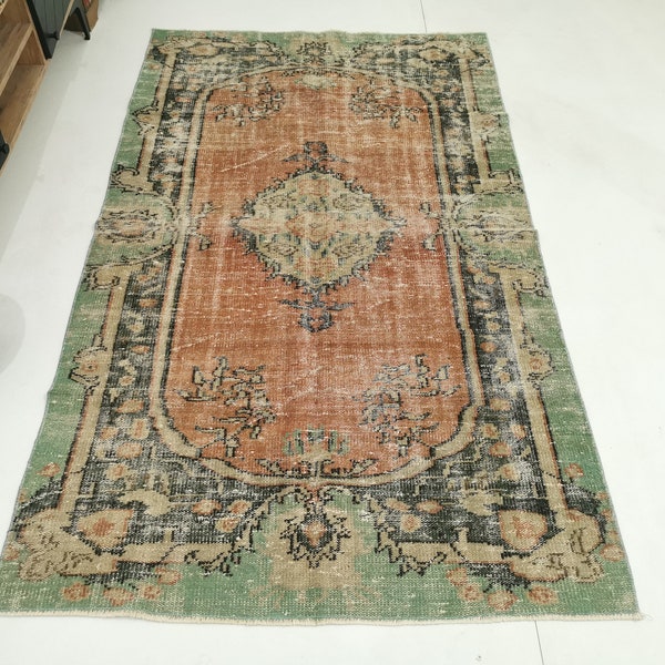 Vintage rug 5x7, Brown area rug, Vintage Wool Rug, Turkish Rug, Oushak Rug, Oriental Rug, Muted Vintage Rug, 4.3 x 7.3 Feet Rug