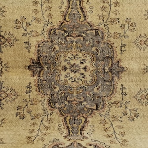 Beige Wool Turkish Rug: Vintage Neutral Area Rug (5.6 x 8.6 ft)