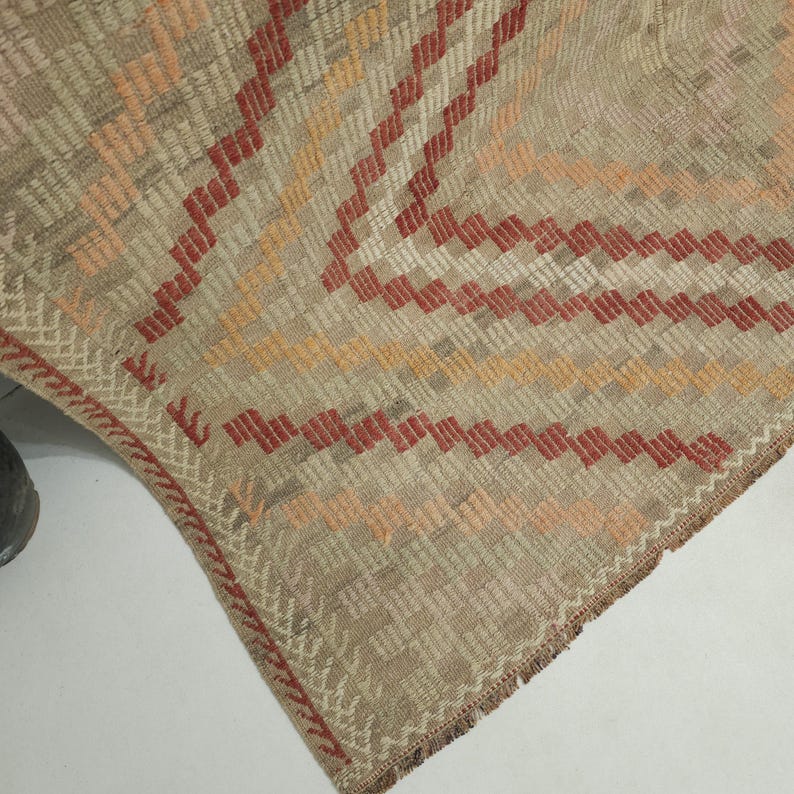 6x8 Vintage geometrisk kelimmatta: Beige röd handvävd ullmatta (6 x 7,5 fot) bild 6