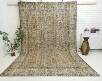 Dywan Vintage Floral Oushak 7x10: neutralny dywan w stylu tureckim