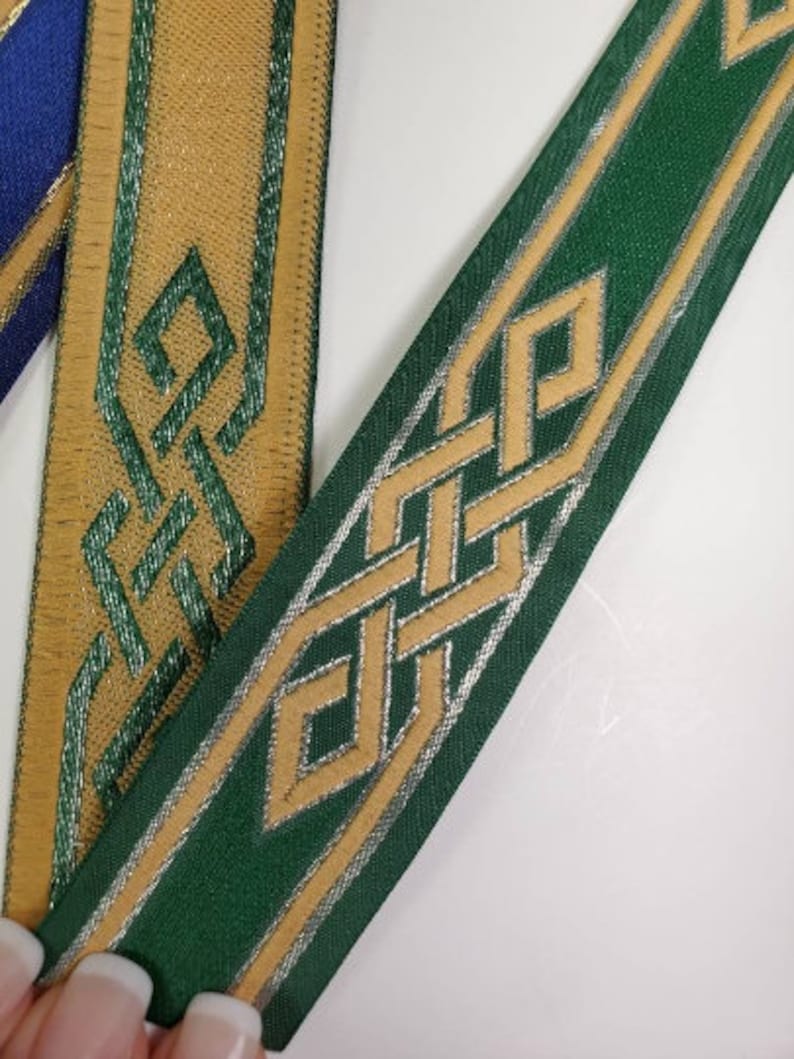 Celtic woven knot jacquard fabric trim 1 1/8 inch wide, sold by the yard. image 4