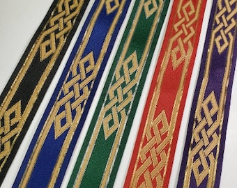 Celtic woven knot  jacquard fabric trim 1 1/8 inch wide, sold by the yard.
