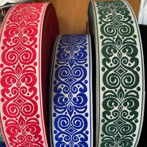 Jacquard Webband mit keltischen Muster, 3 cm breit.