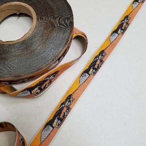 Waggon zug Stoffbordüre, 1 cm breit, massenware verkauft.