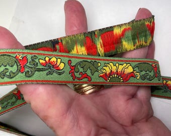 Beautiful floral garden pattern jacquard fabric trim, 3/4 inch wide, sold by the yard.