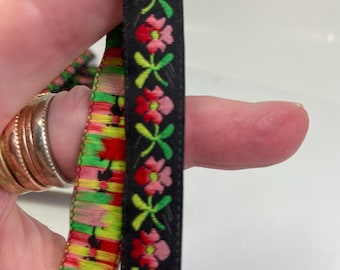 Beautiful tiny Scandinavian floral, 1/2 inch wide, sold by the yard.