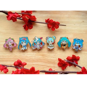 Blue Haired Singer • Virtual Singer | Kawaii Chibi Gold Hard Enamel Pin Kawaii Pin