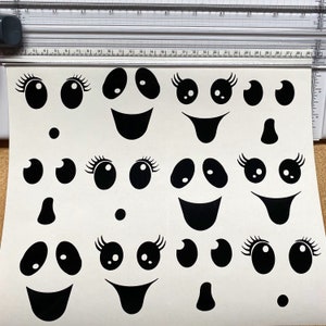12 adesivos de vinil fofos com rosto de fantasma