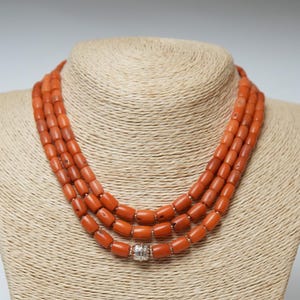 Orange Coral Necklace. Ukrainian Traditional Jewelry. Elegant necklace for spesial occasions