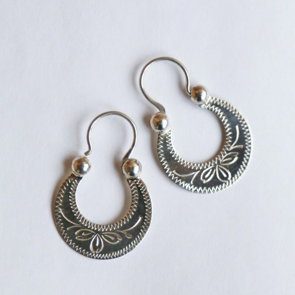 Traditional Ukrainian HANDMADE earrings. Crescent earrings. Silver half-moon earrings. Ukrainian souvenir. Ethnic style for everyday.