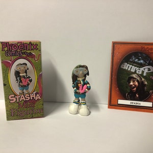 Stasha Mini figurine mummy and the monkey show