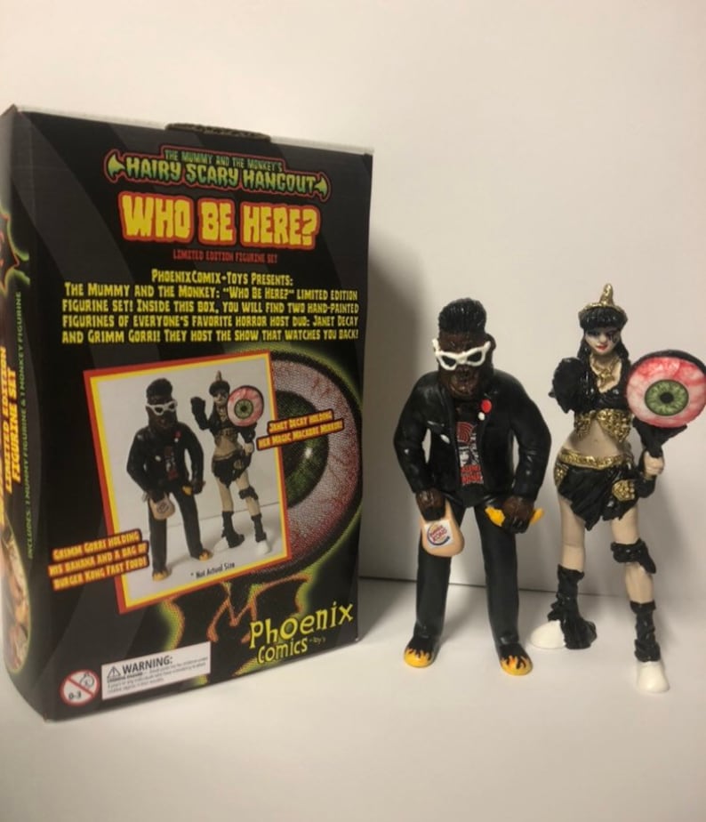 Who Be Here LE The Mummy and the Monkey figurine set