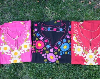Hand Embroidered Floral Short Sleeve Top, Mexican Style, Boho Blouse, Women's Top, Floral Top, Blusa Mexicana, Bordado ha Mano