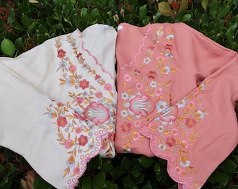 Embroidered Floral Linen Blouse Top, Boho Blouse, Spring/Summer Top, 3/4 Sleeve Top, Fiesta Clothing, Scalloped