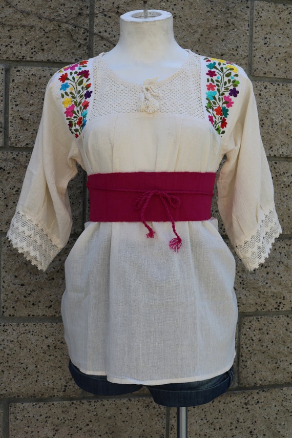 Hand Embroidered Women's Mexican Blouse, 3/4 Sleeve, Crochet Lace Accents, Boho Top, Women's Blouse, Fiesta, Bordado ha Mano, Blusa Mexicana