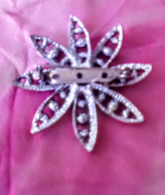 LOVELY Mid Century Flower Brooch - Pink Rhinestones Set in