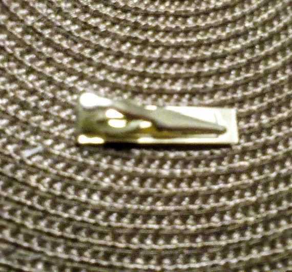 1960s RUBY LUCITE TIECLIP - Goldtone - Ruby Red L… - image 3