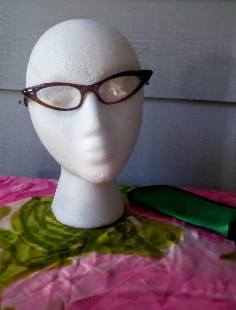 1950's GEEKY GLAMOUR True Vintage Faux Tortoiseshell Lucite Cats Eye Glasses with Cool Wavy Design Arms Good Condition image 1