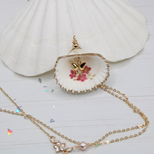 Gold Seashell Decoupage Butterfly Necklace// Handmade Seashell Necklace//Gift for Her//AccentsBySonia