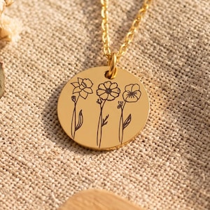 Combined Birth Flower Bouquet Necklace, Multiple Birth Flower Necklace, Personalized Family Necklace for Mom, Birthday Gift for Her