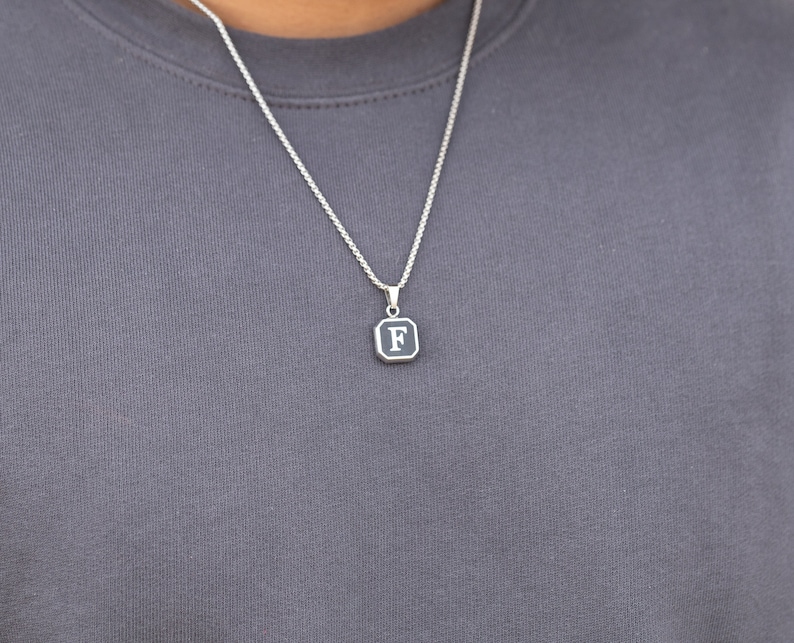 Initial Necklace for men, Letter gift for him, with box chain, boyfriend present, dad present bild 6