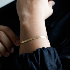 Flat Stainless Steel Snake Bracelet - Herringbone Chain