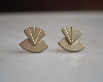 Deco Fan Stud