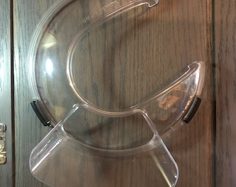 Kitchen Aid Rubber Foot Pouring Shield Organizer - KitchenAid Accessory Hanger - Aid your baking with this bowl cover hook KSMBLPS