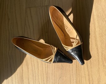 Chanel Black Leather Pointed Toe Pumps